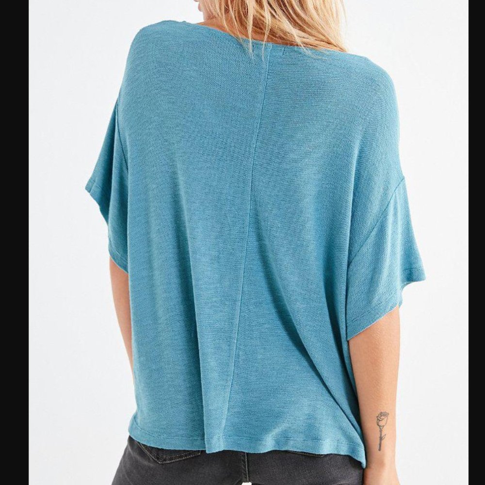 Urban Outfitters Leto Ruched-Front Tee - Picture 5 of 5